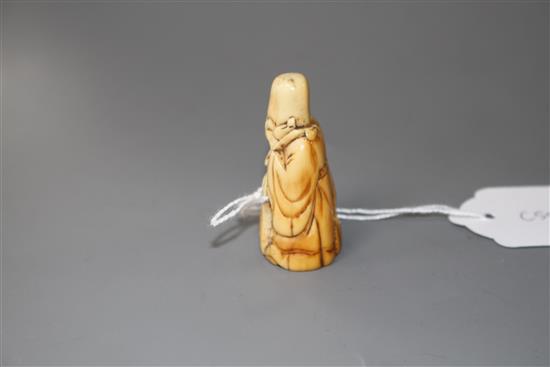 An 18th century Japanese ivory netsuke of Fukurokuju, 5cm